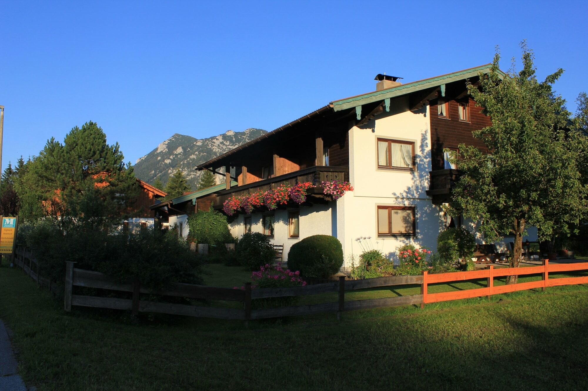 אינזל Gaestehaus Aicher מראה חיצוני תמונה